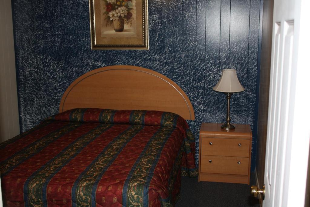 Sunny Beach Motel Penticton Exterior photo