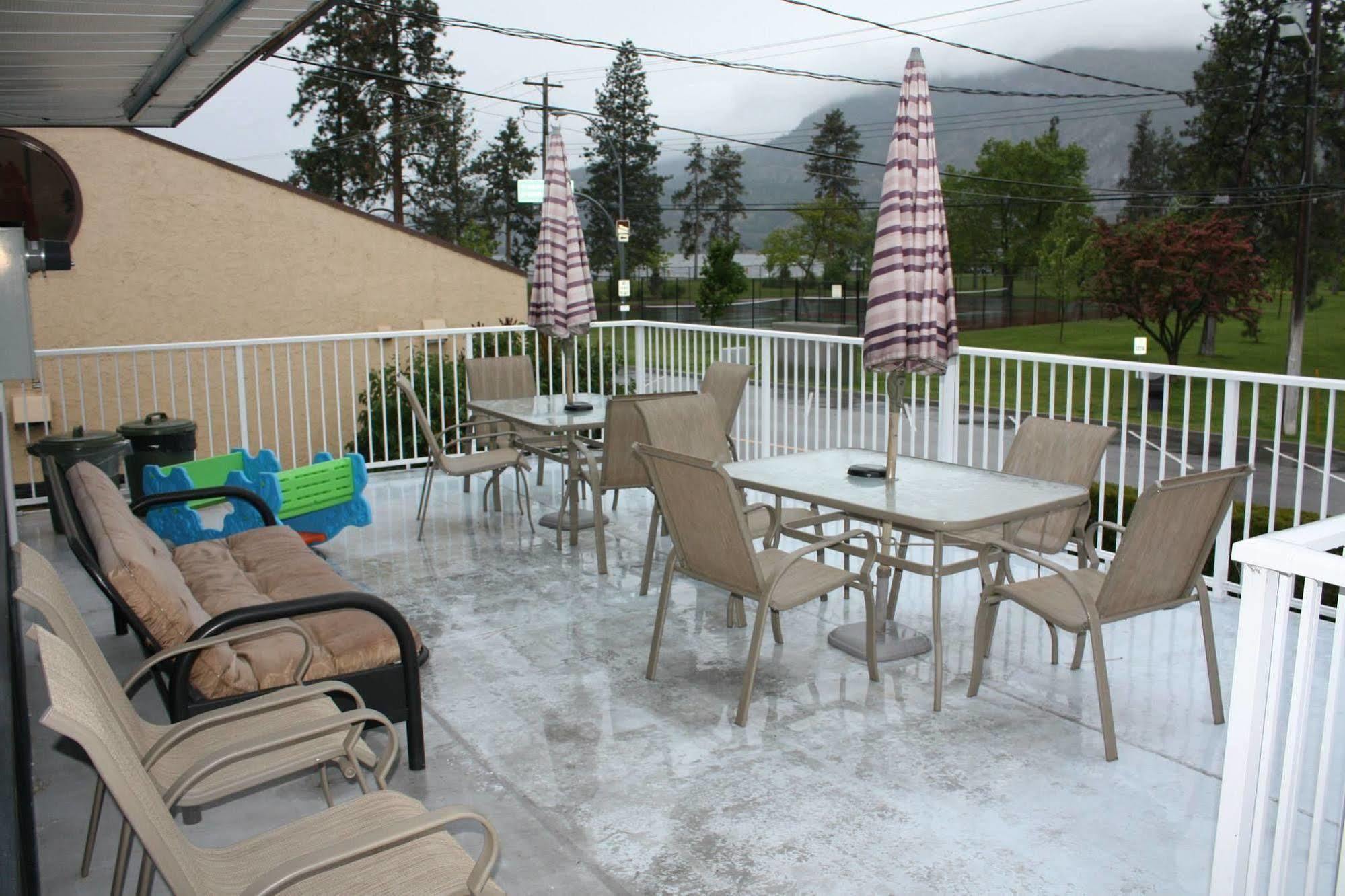 Sunny Beach Motel Penticton Exterior photo
